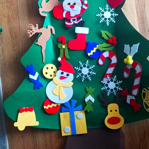 Hours of Christmas fun - Picture 7 of 8